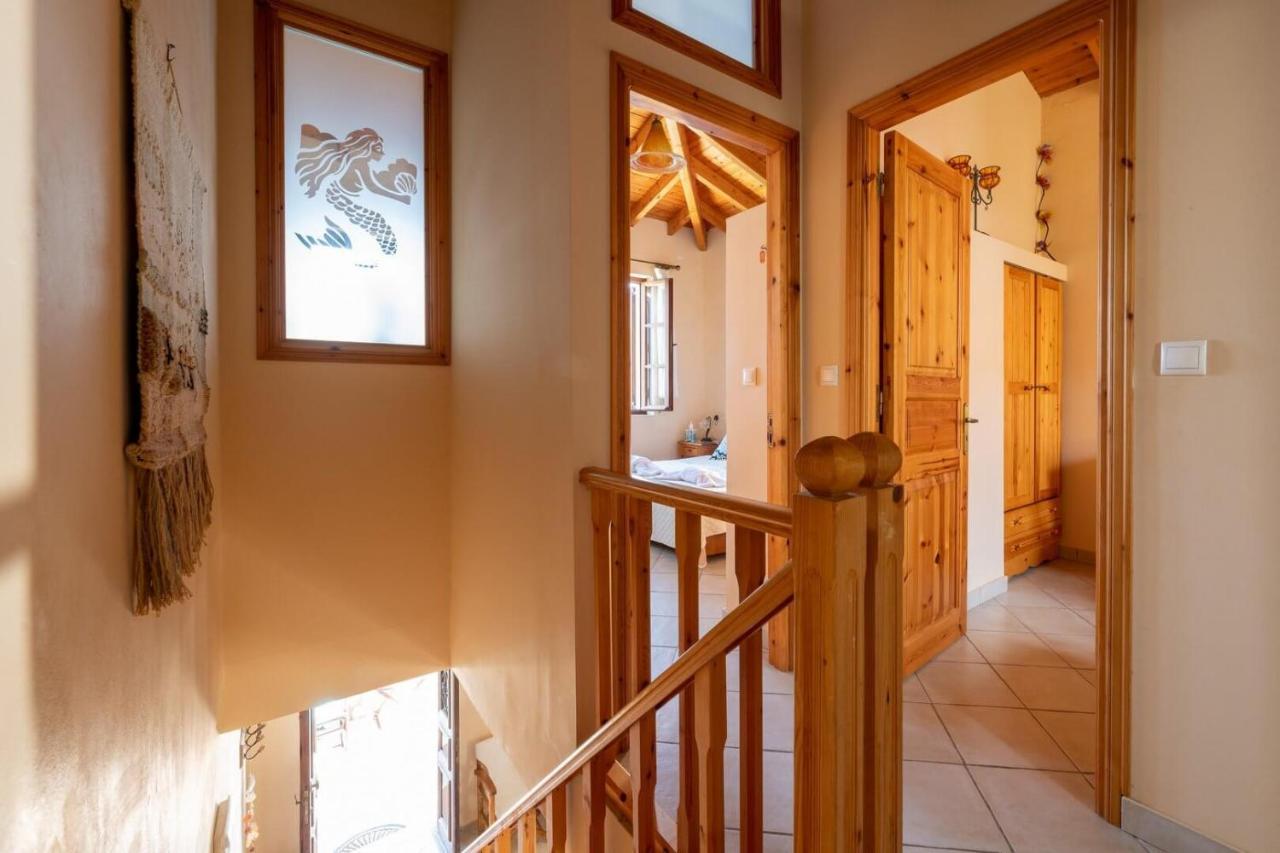 Villa Leleka Chalki Town Екстер'єр фото