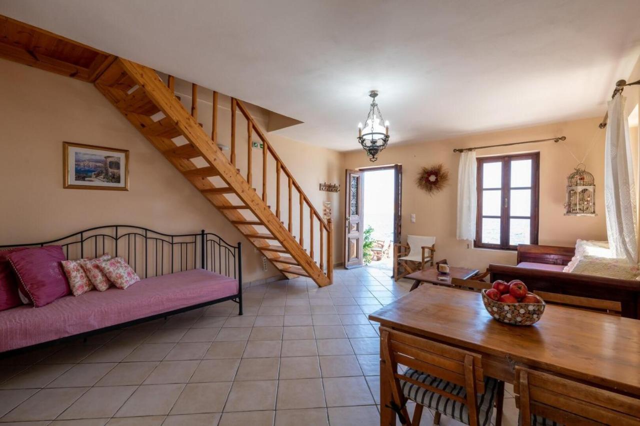 Villa Leleka Chalki Town Екстер'єр фото