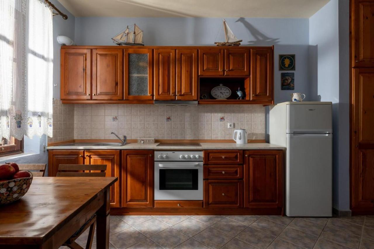 Villa Leleka Chalki Town Екстер'єр фото